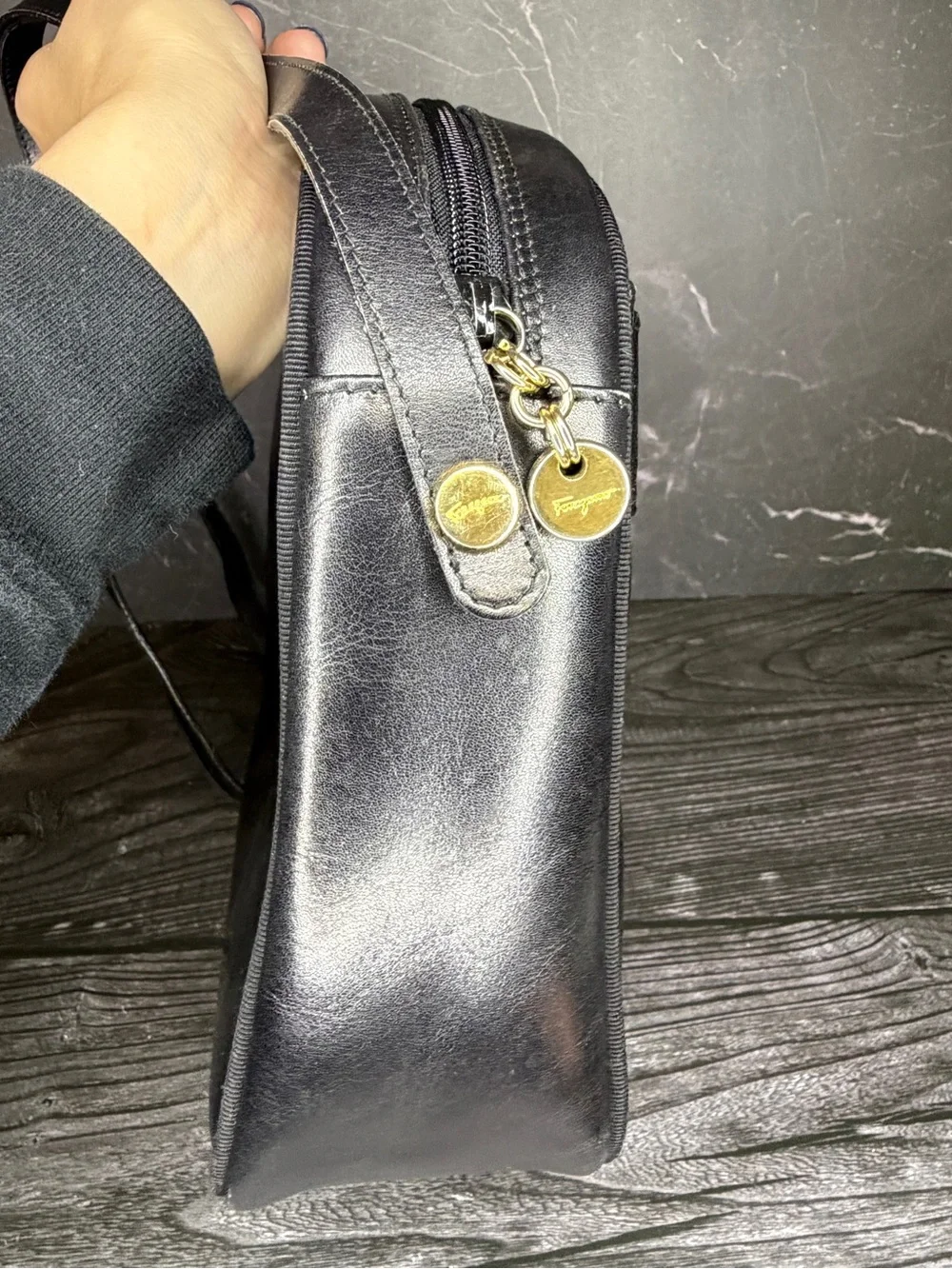 Salvatore Ferragamo Vintage Black Leather Shoulder Bag | Gold Vara Bow